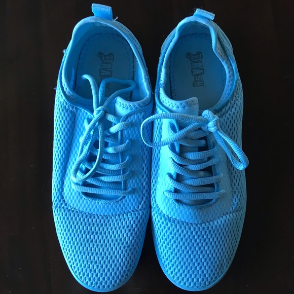 Brash Shoes Brash Tennis Shoes Size 7 2 Poshmark